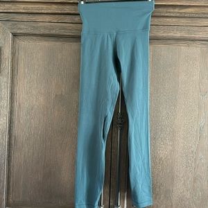 Lululemon Align HR 25” size 2 Submarine color